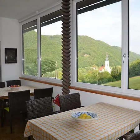 Haus Donaublick Privatunterkunft Engelhartszell